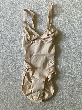 Skims sculpt brief bodysuit XS